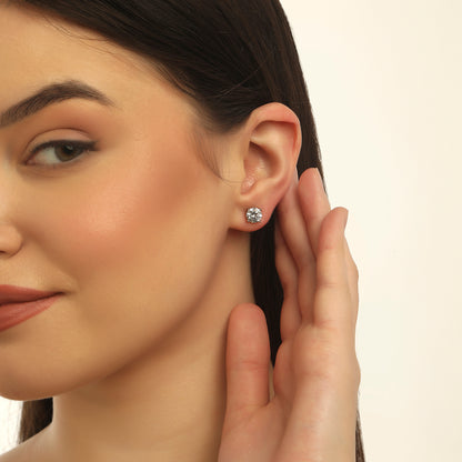 CLASSIC SOLITAIRE STUDDS