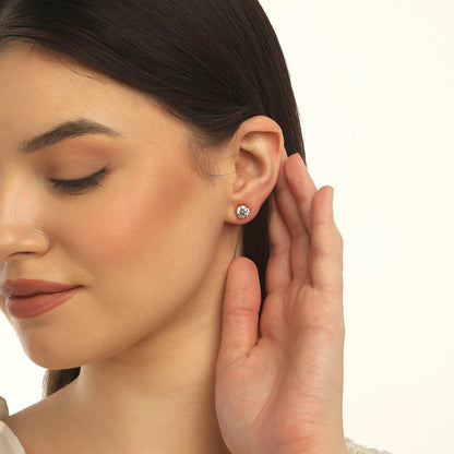 CLASSIC SOLITAIRE STUDDS